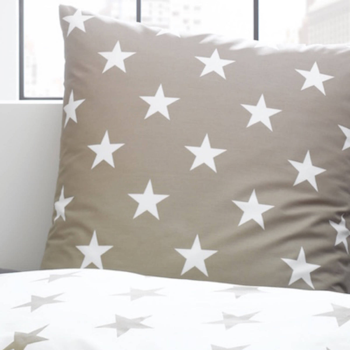 Trend Bettwäsche Stars Beige Braun Wendeoptik 135x200 cm