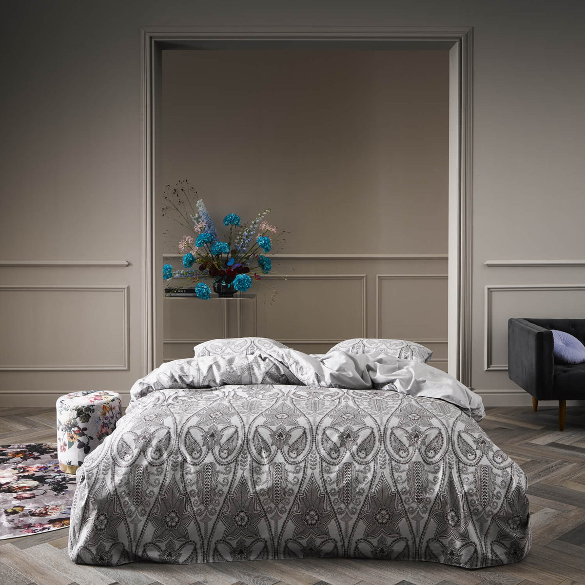 bettwaesche gemustert ornamente grau