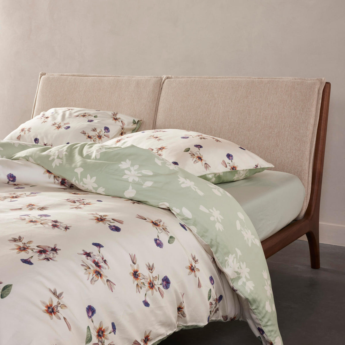 bettwaesche fiora wendedesign gebluemt vanilla