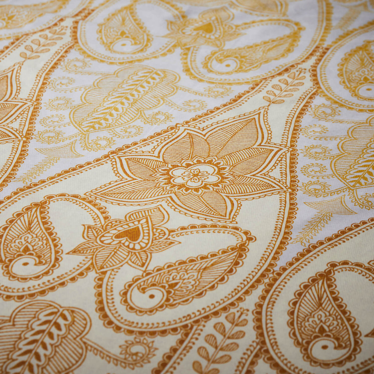 bettwaesche gemustert ornamente vanille