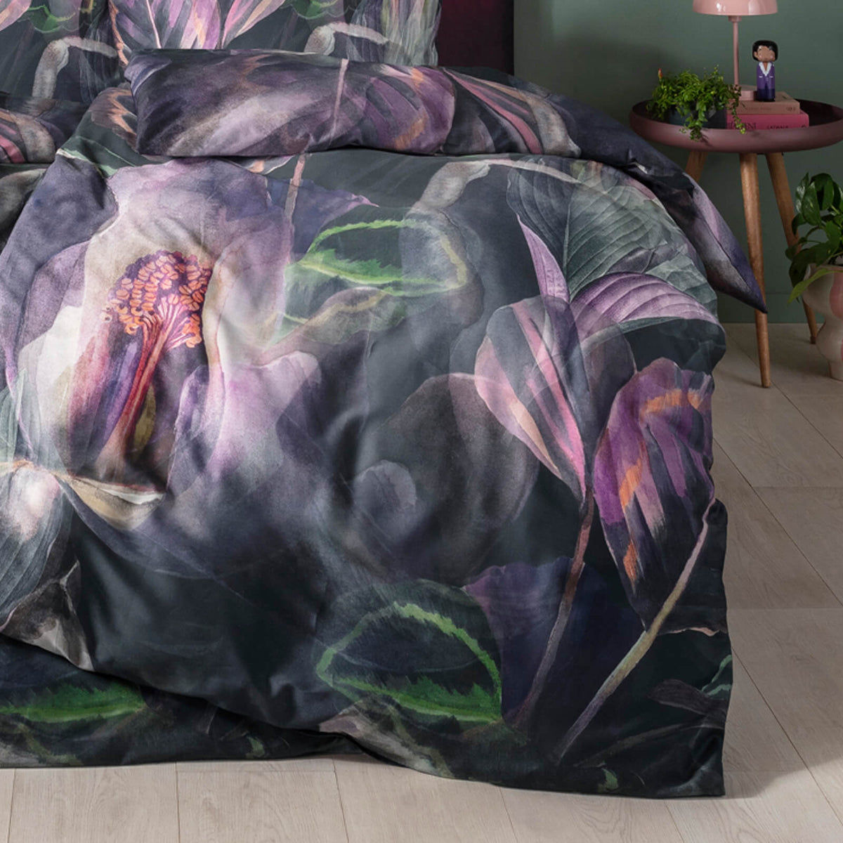 bettwaesche kendra dunkel blume lila
