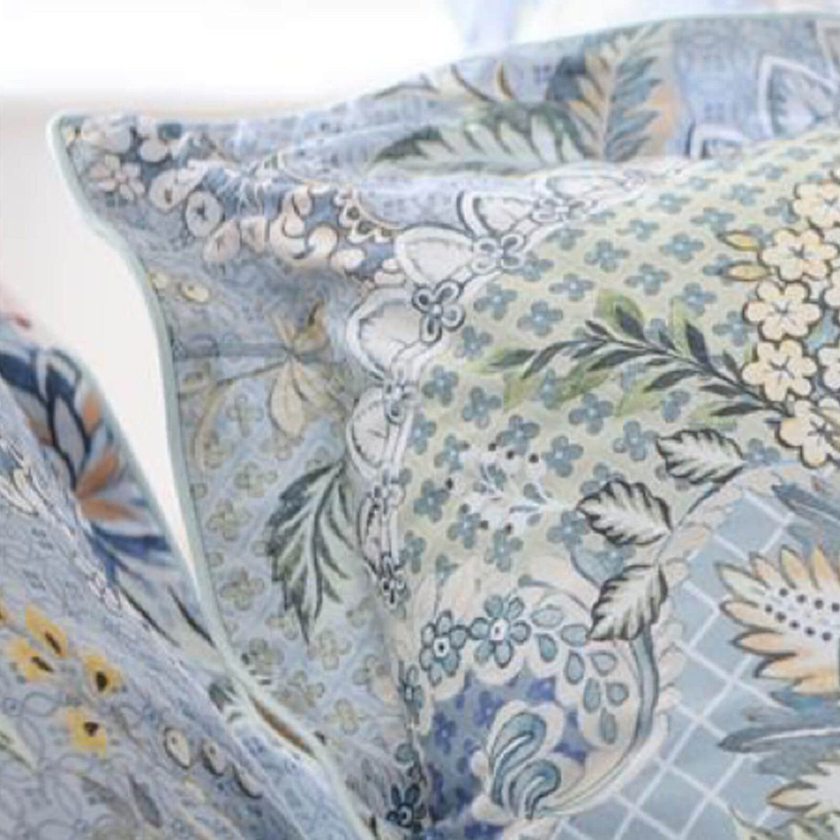 zierkissen gebluemt floral blueten