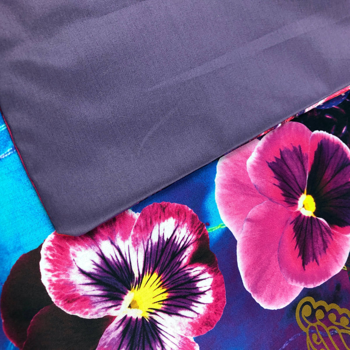 Essenza Bettwäsche Delhi purple Lila Maria Geblümt Sonne Mandala