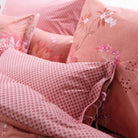 zierkissen gebluemt floral wellen rosa 